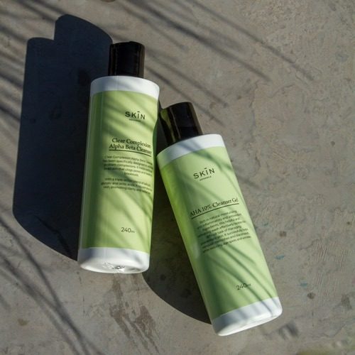 Clear-Complexion-Alpha-Beta-Cleanser-Image-0003-mobile